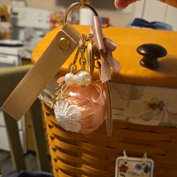 Elegant Tan Bag Charm Keychain with Bow and Charms - Picture 4 of 5